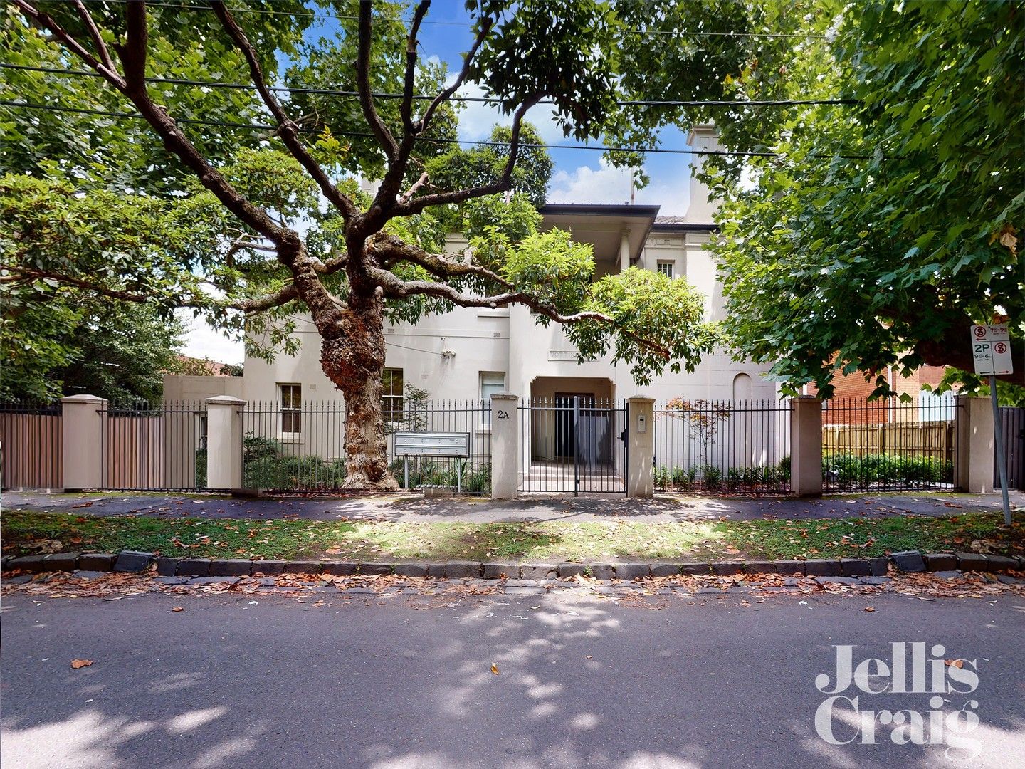 1 bedrooms Apartment / Unit / Flat in 5/2A Auburn Grove HAWTHORN EAST VIC, 3123