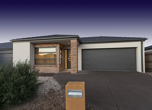 35 Whitetop Drive, Point Cook VIC 3030