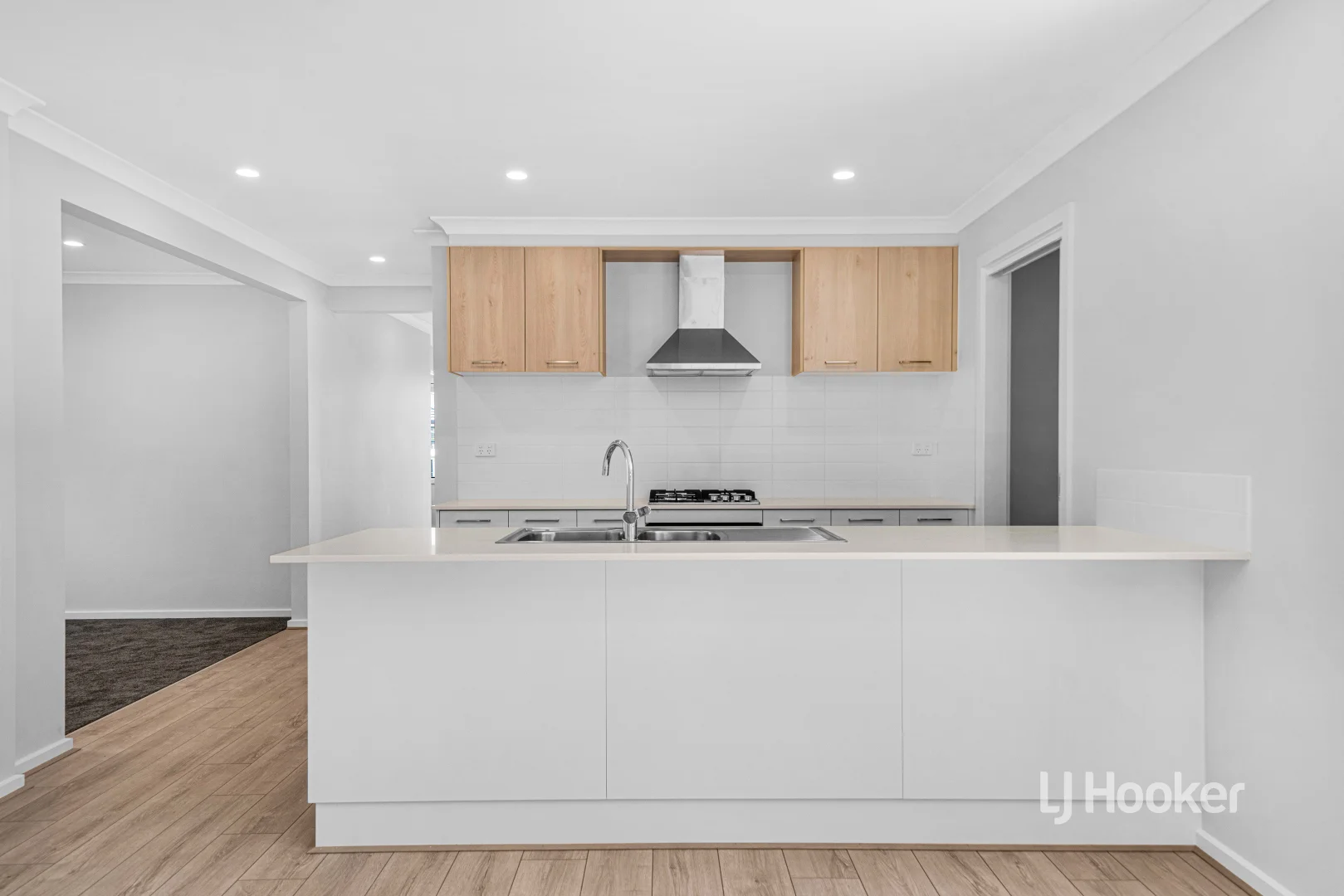 Additional image 7 of 5 Earlville Street, Manor Lakes VIC 3024