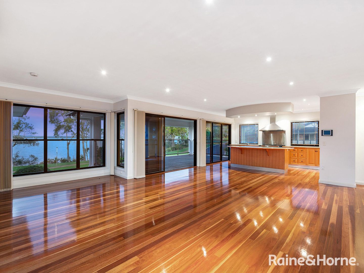 1 Cliftonville Place, Redland Bay QLD 4165, Image 1