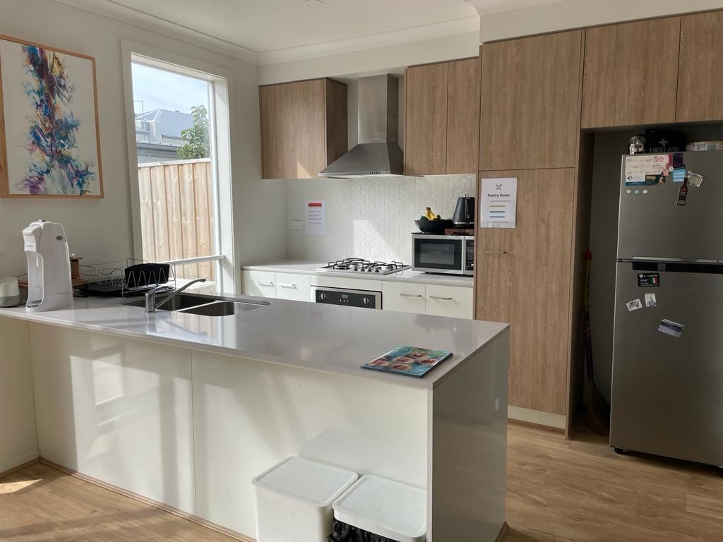 5 Monterey Street, Armstrong Creek VIC 3217 Townhouse For Rent 190 Domain