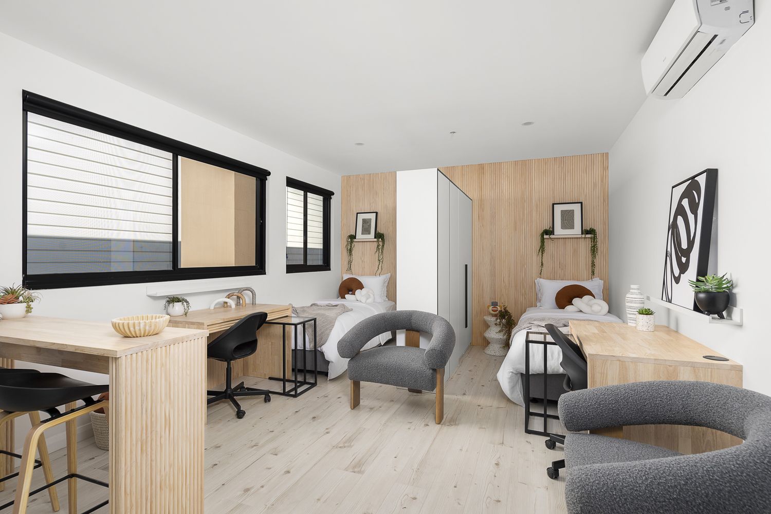 1 bedrooms Apartment / Unit / Flat in 13-15 Ross St FOREST LODGE NSW, 2037