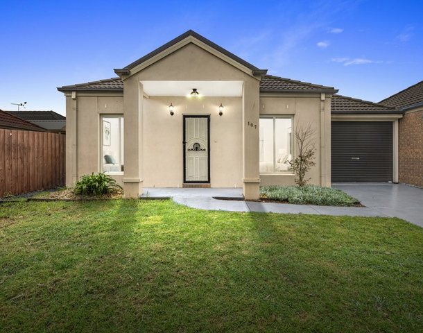 107 The Great Eastern Way , South Morang VIC 3752