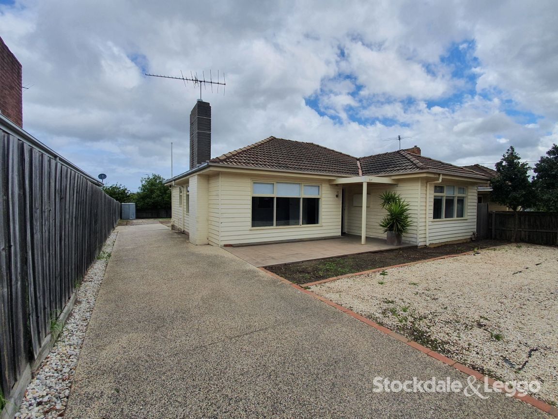 3 bedrooms House in 97 Laura Avenue BELMONT VIC, 3216
