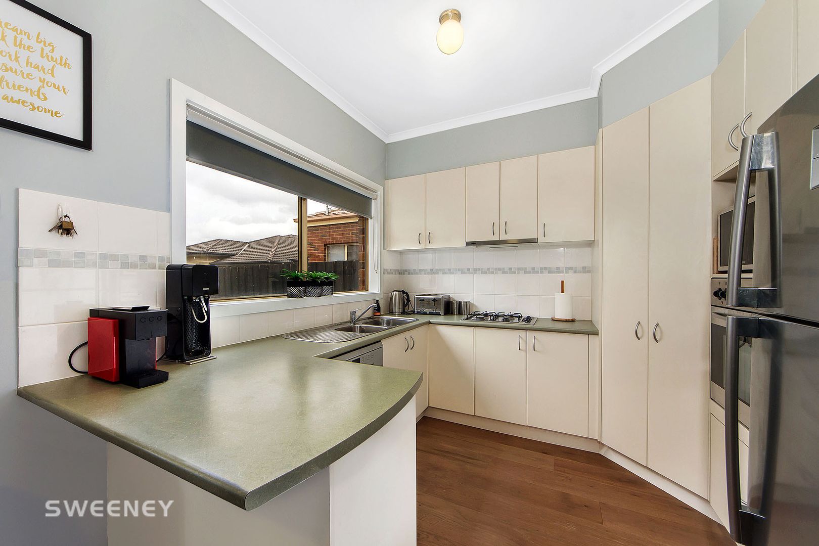 67 The Glades, Taylors Hill VIC 3037, Image 2