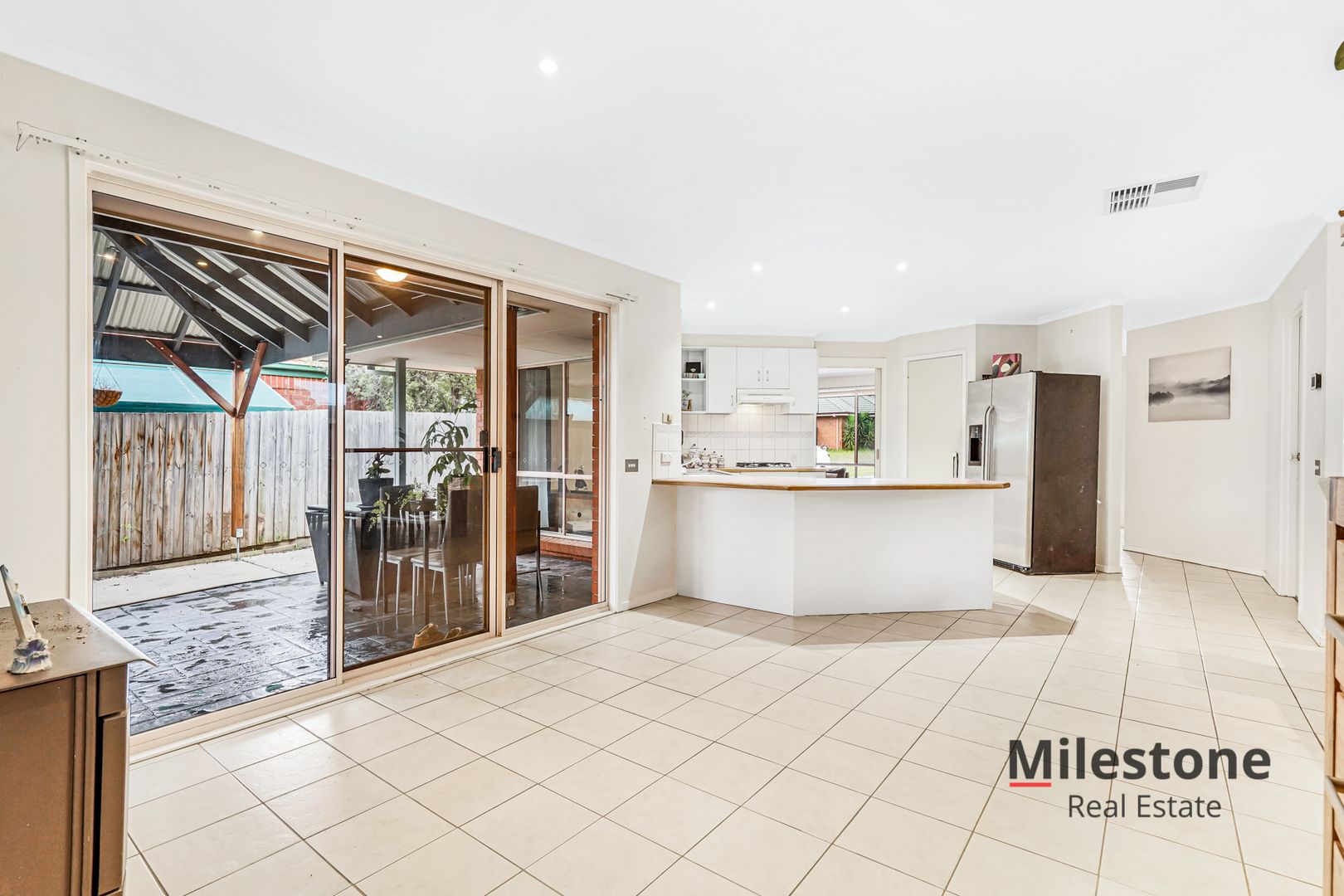 10 Market Court, Skye VIC 3977, Image 2