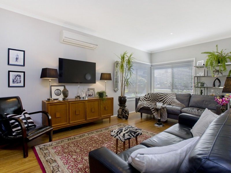 1A Diamond Street, Essendon West VIC 3040, Image 1