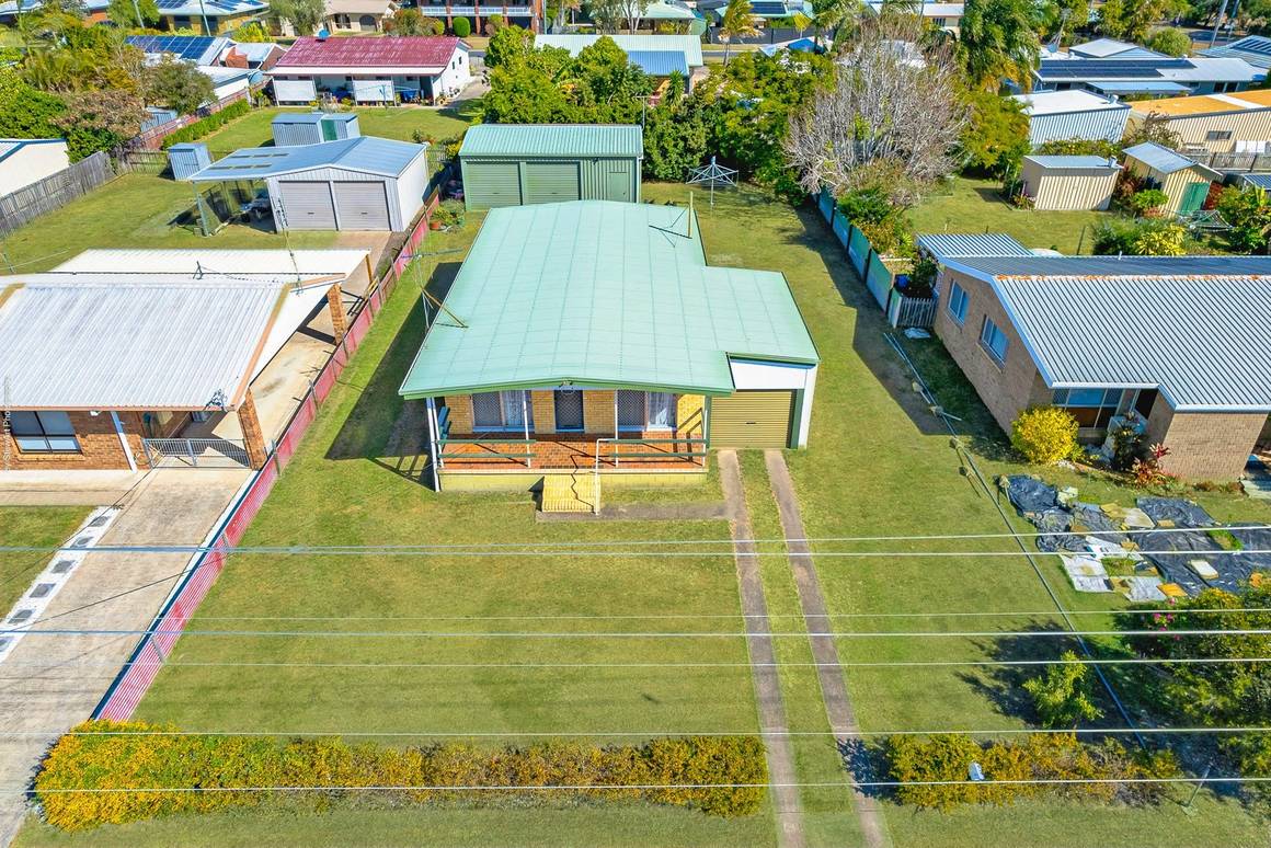 Picture of 643 Boat Harbour Drive, URANGAN QLD 4655