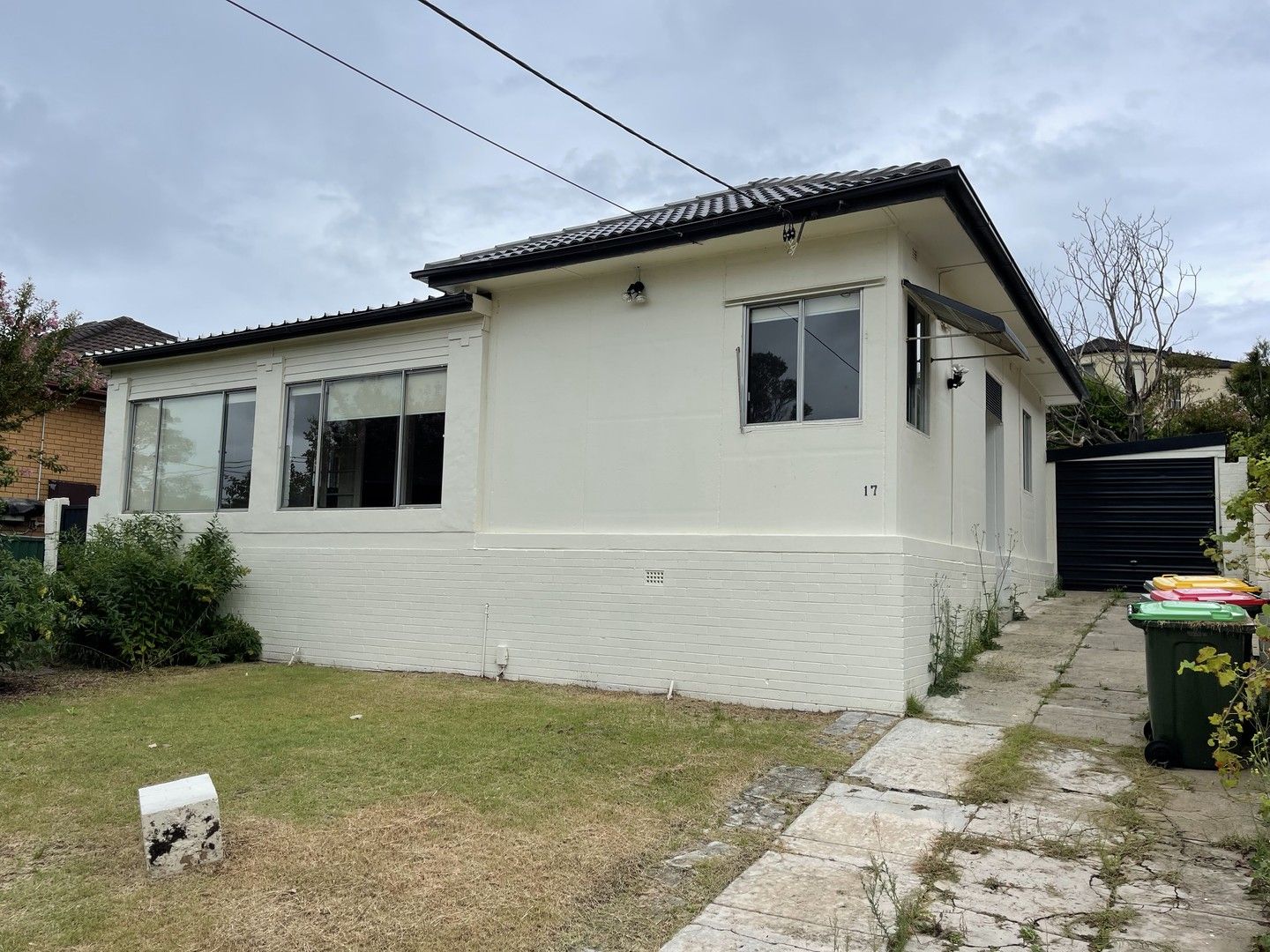 3 bedrooms House in 17 Wassell Street CHIFLEY NSW, 2036