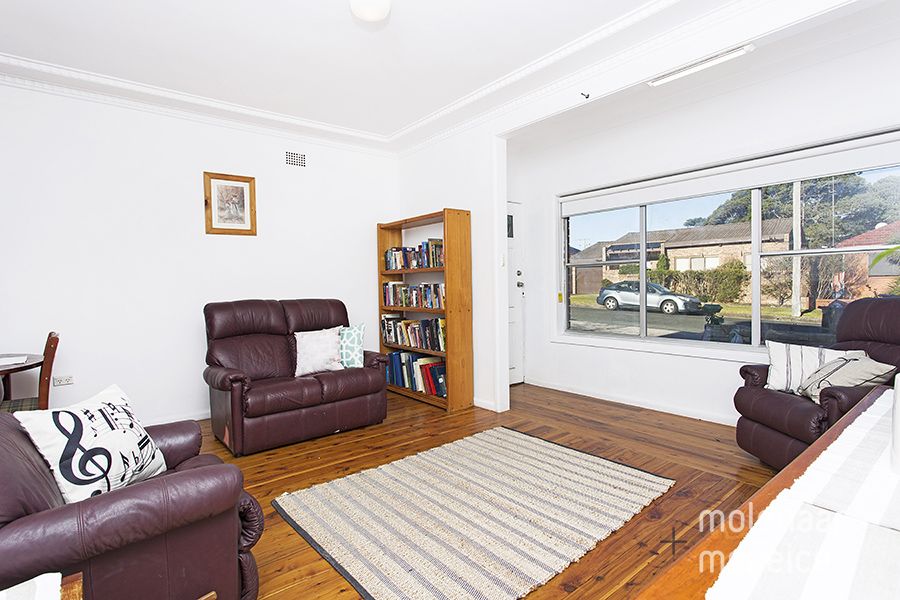 20 Williams Crescent, Russell Vale NSW 2517, Image 2