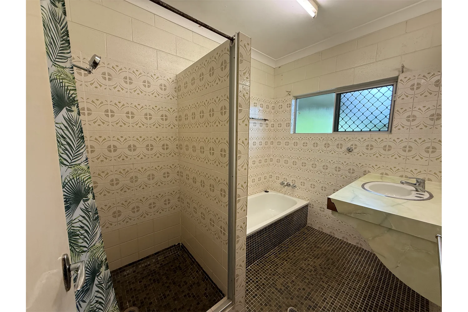 Additional image 9 of Edmonton QLD 4869