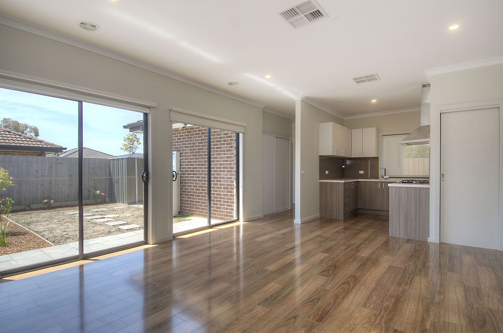 2/17 Lambourne Avenue, Rowville VIC 3178 Apartment For Rent 465