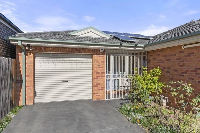 Picture of 4/7 Racecourse Road, NOBLE PARK VIC 3174