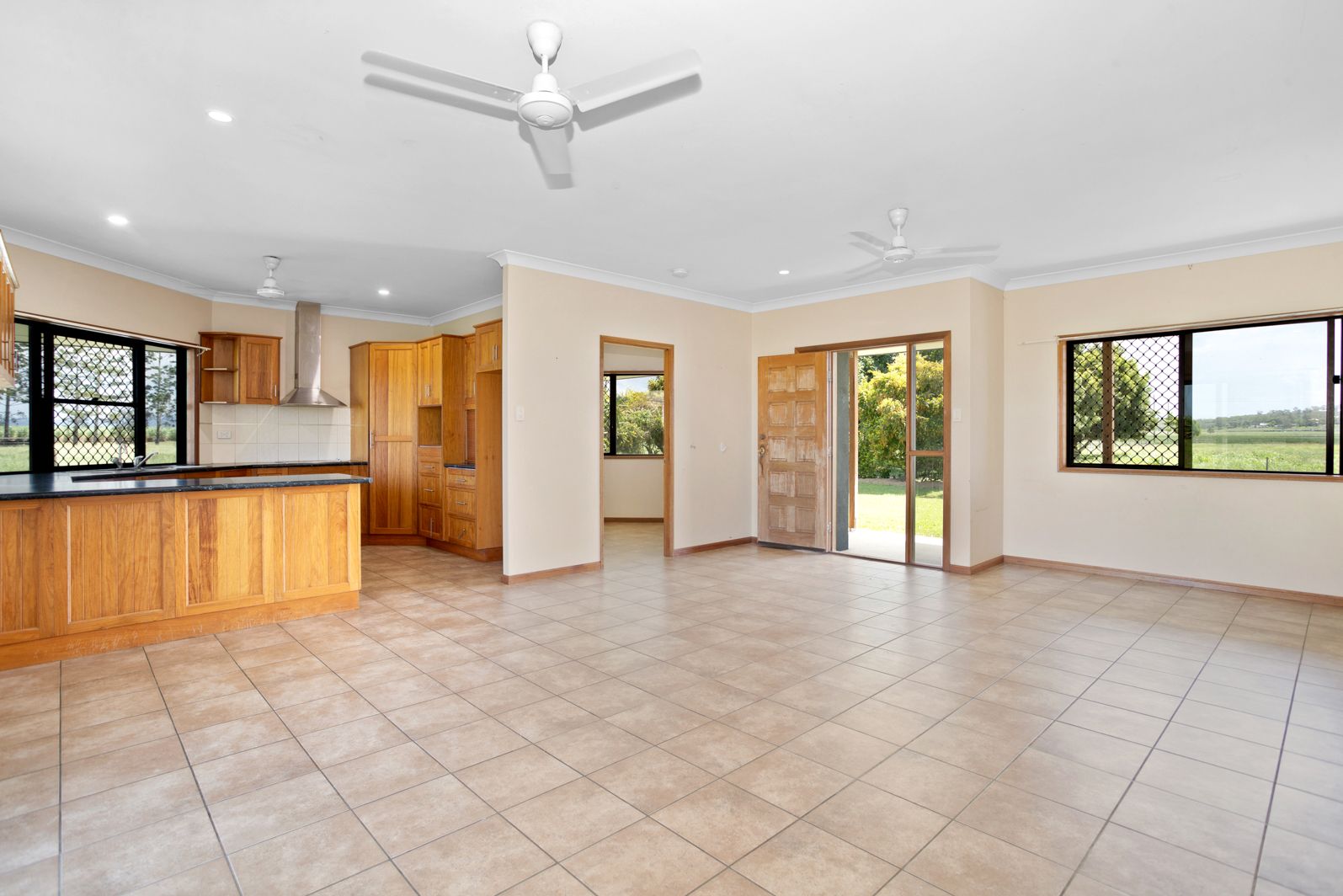 675 Walkerston-Homebush Road, Palmyra QLD 4751, Image 2