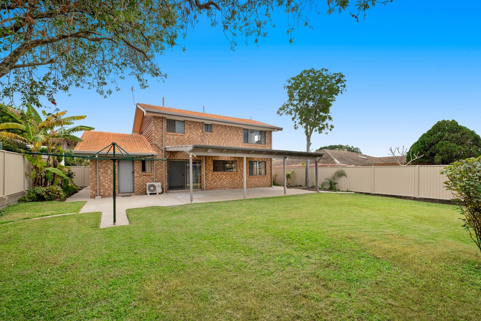 18 Rhuddlan Street, Carindale QLD 4152 House For Rent Domain