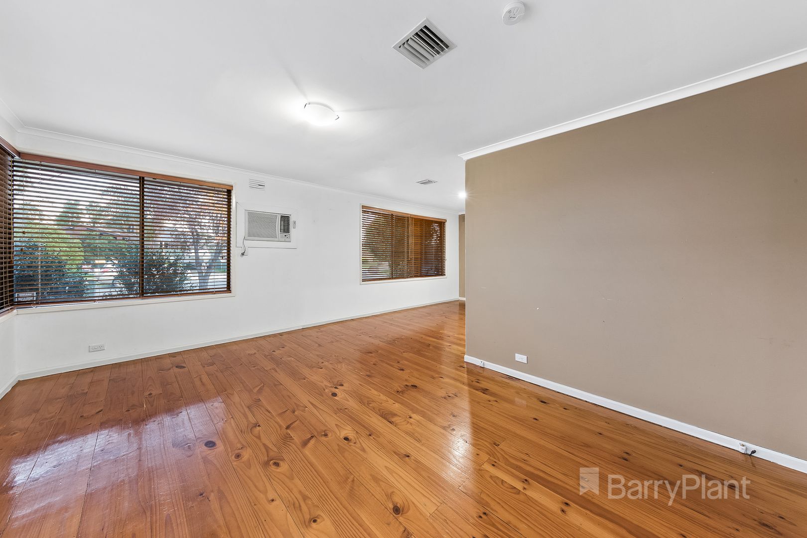 3 Edgeware Close, Kealba VIC 3021, Image 1