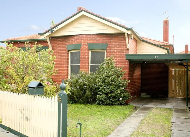 33 Derby Crescent, Caulfield East VIC 3145
