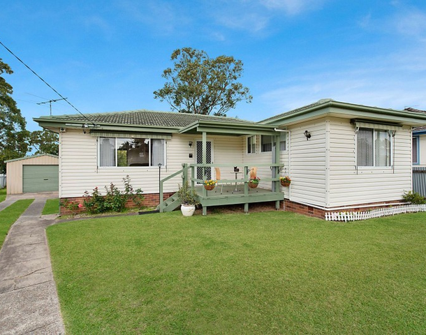 12 Cassia Crescent, Gateshead NSW 2290