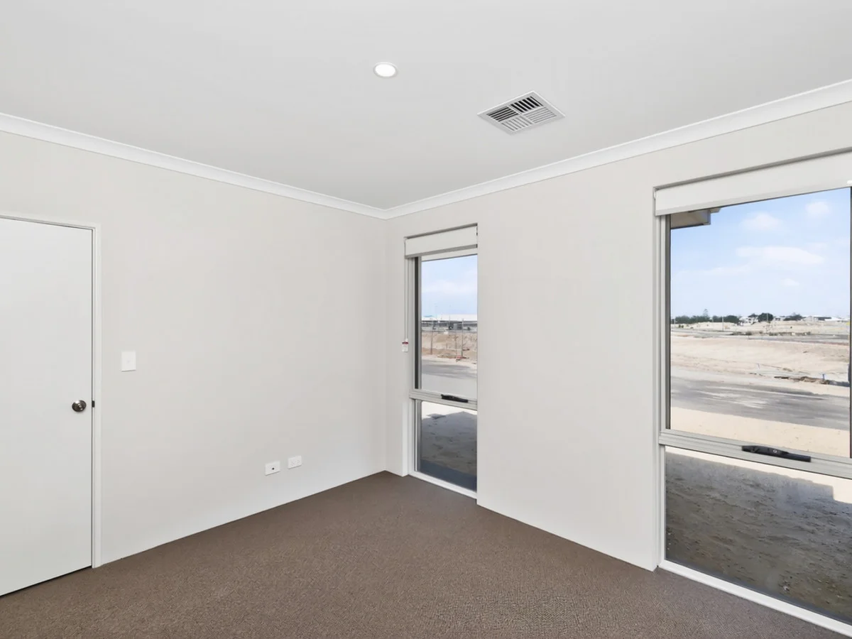 Additional image 10 of 34 Robbins Grove, Eglinton WA 6034