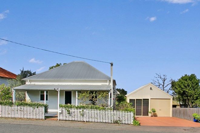 Picture of 23 Owlpen Lane, FARLEY NSW 2320