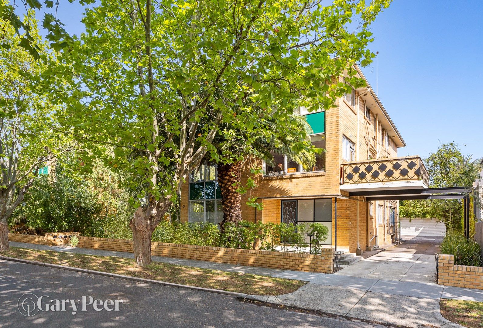 13a/3 Wimbledon Avenue, Elwood VIC 3184, Image 0