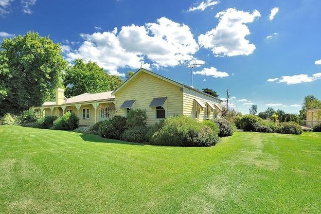 Picture of 815 Invermay Road, DROUIN SOUTH VIC 3818