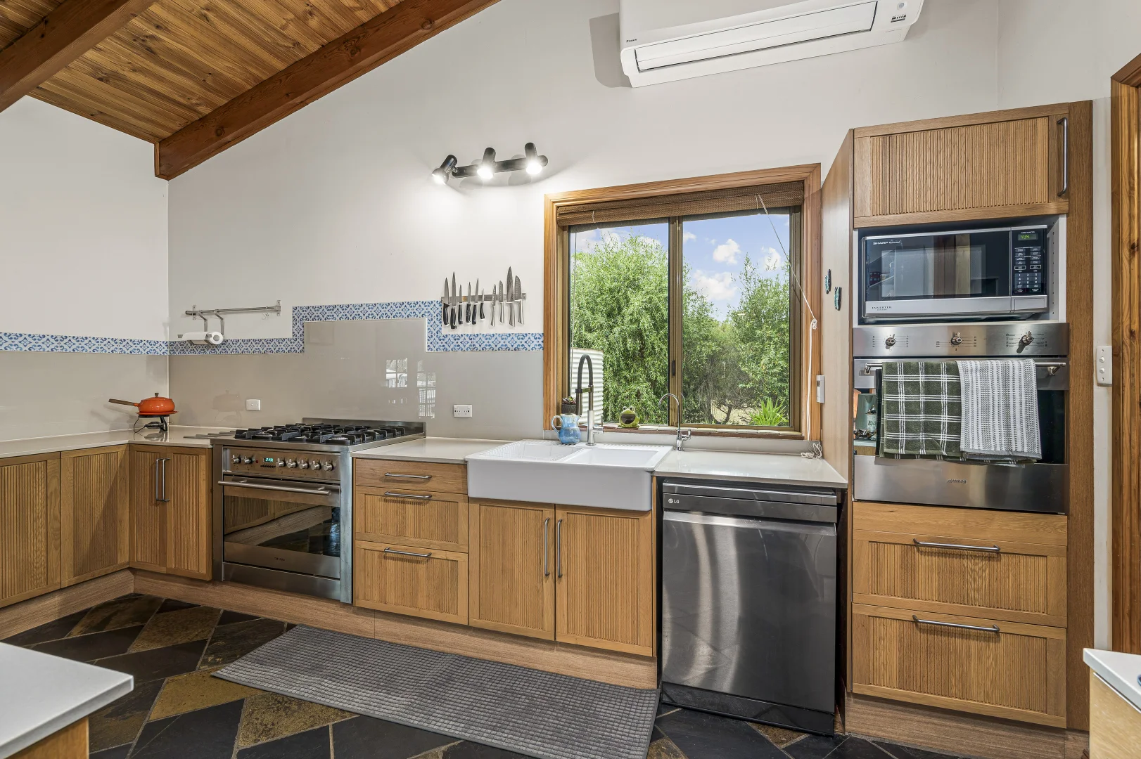 Additional image 10 of 54 Naroo Tarn, Tatachilla SA 5171