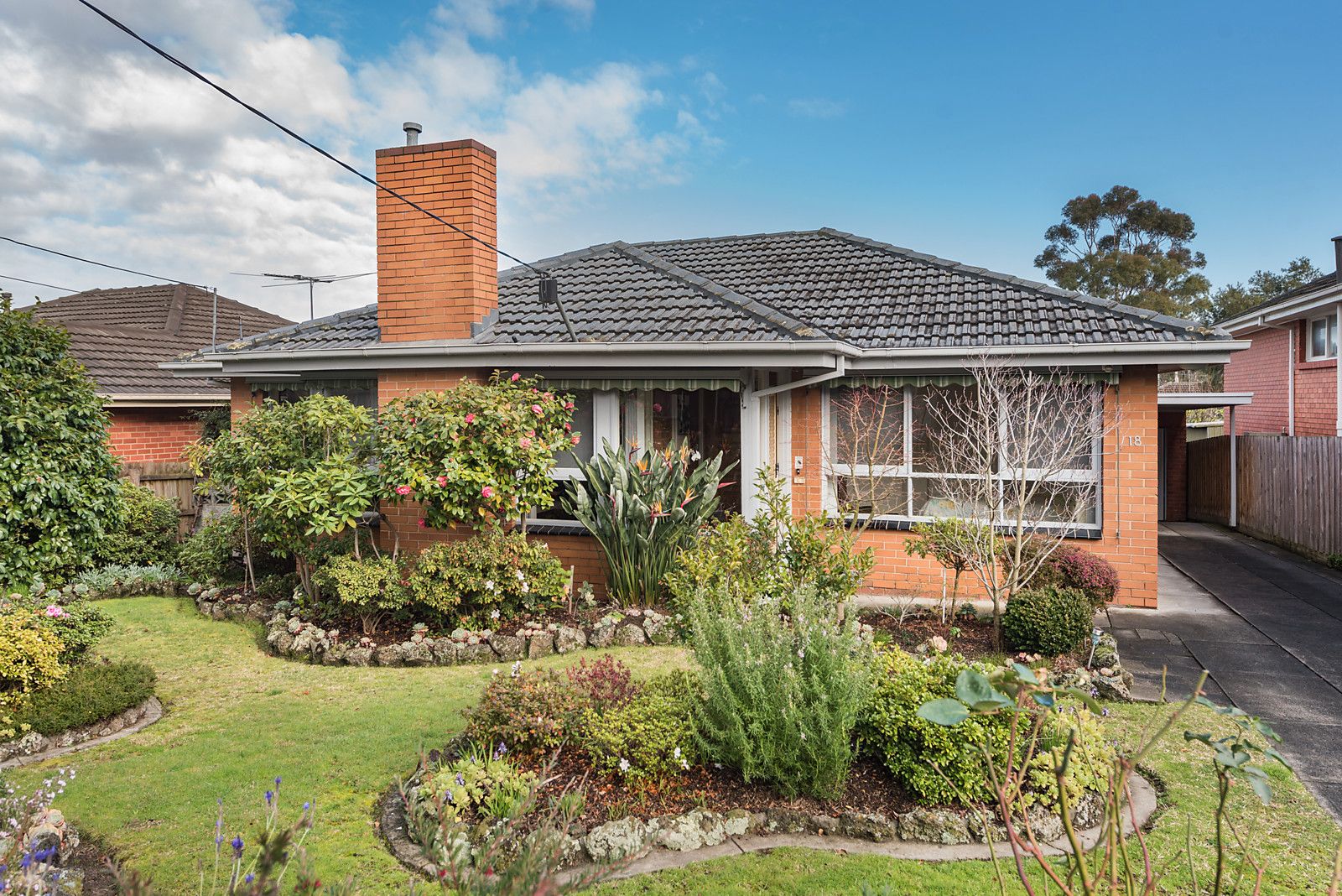 18 Tainton Road, Burwood East VIC 3151, Image 0