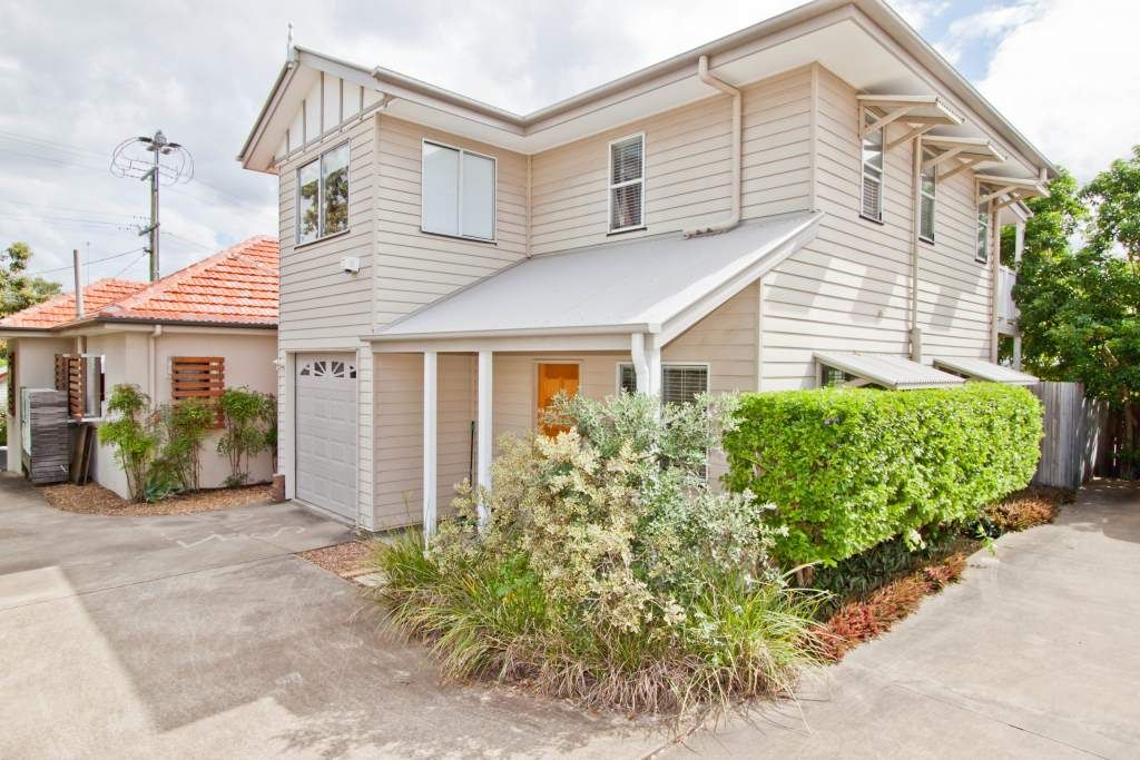 3 bedrooms Townhouse in 1/11 Waverley Street ANNERLEY QLD, 4103