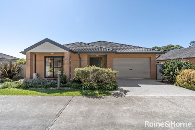 Picture of 5/30 Balmoral Road, BURRILL LAKE NSW 2539