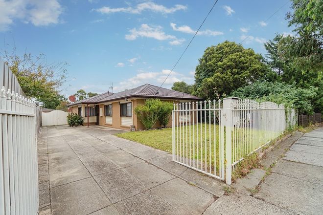 Picture of 7 Woodburn Crescent, MEADOW HEIGHTS VIC 3048