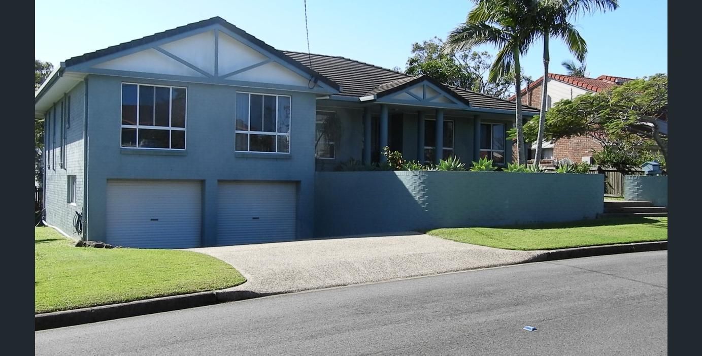 3 Prior Road, Moffat Beach Property History & Address Research Domain