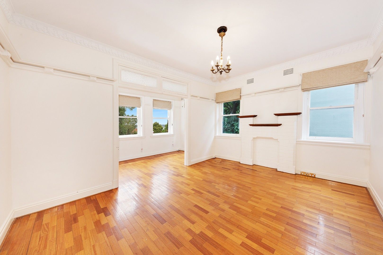 3 bedrooms Apartment / Unit / Flat in 2/4 Birriga Road BELLEVUE HILL NSW, 2023