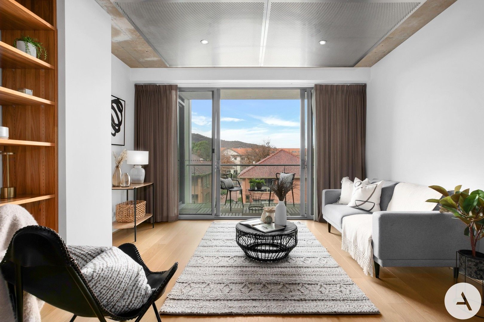 1 bedrooms Apartment / Unit / Flat in 219/24 Lonsdale Street BRADDON ACT, 2612