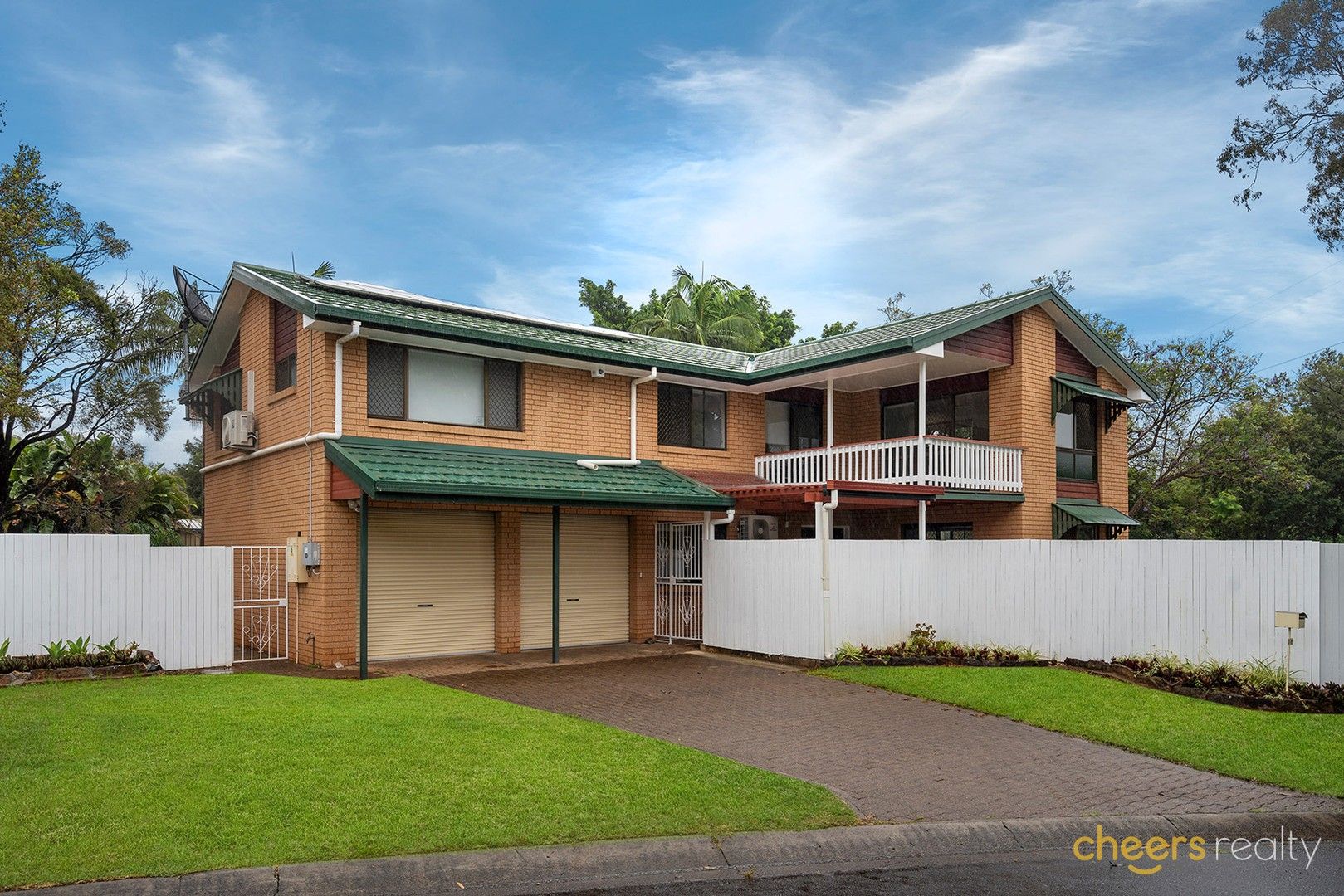 5 bedrooms House in 36 Cressbrook Street EIGHT MILE PLAINS QLD, 4113