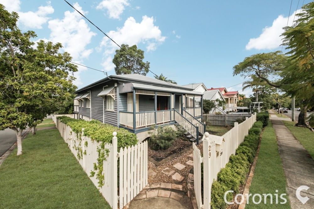 4 bedrooms House in 29 Livingstone Street YEERONGPILLY QLD, 4105