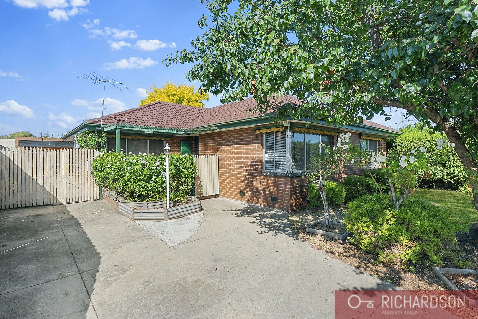 13 Elizabeth Avenue, Werribee VIC 3030, Image 0