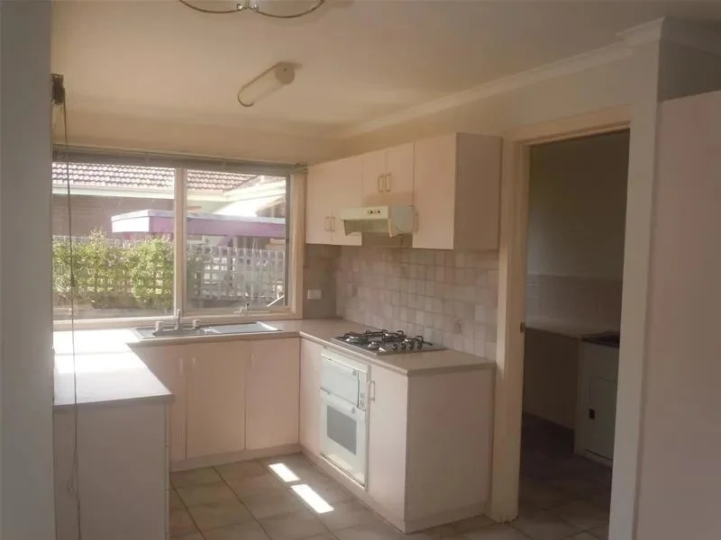 Additional image 3 of 2/129 Canterbury Road, Blackburn VIC 3130