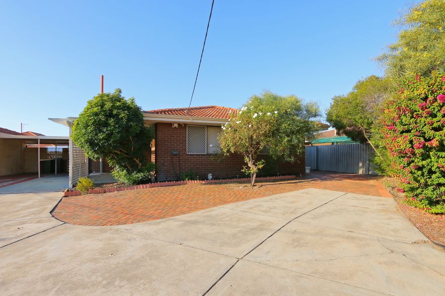 10 Lovett Place, Queens Park WA 6107 Villa For Rent Domain