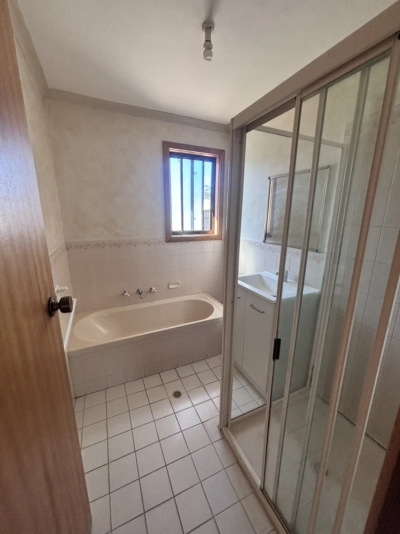 Additional image 15 of 49 Albert Parade, Bordertown SA 5268