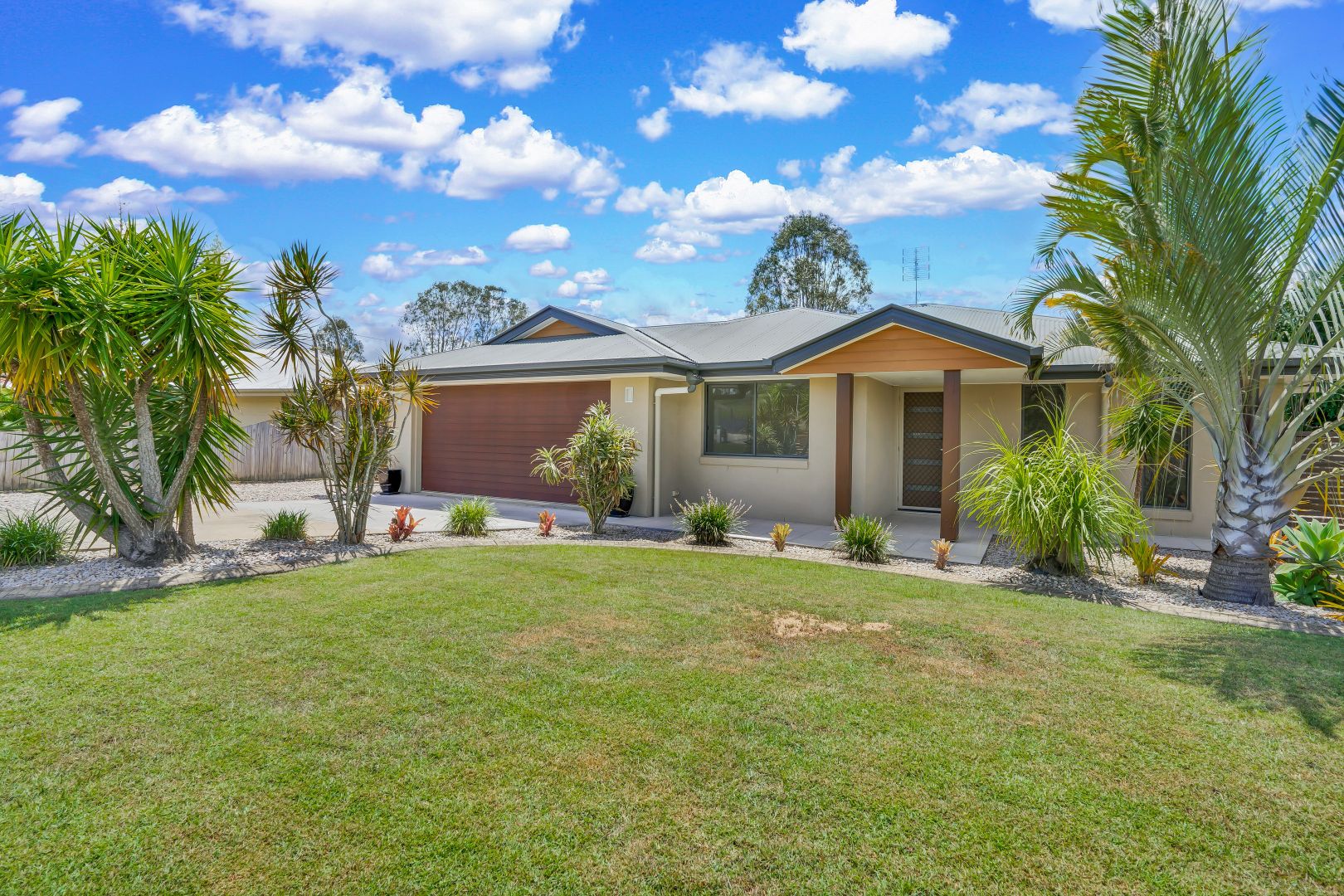 12 Golf Links Circle, Gympie QLD 4570, Image 2