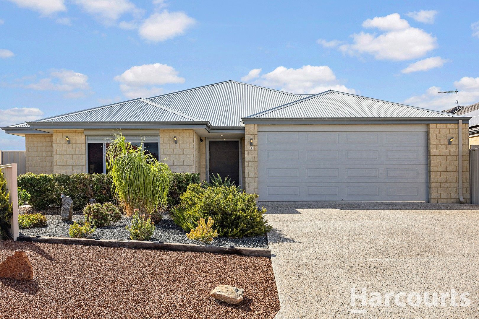 3 bedrooms House in 8 Wayside Court RAVENSWOOD WA, 6208