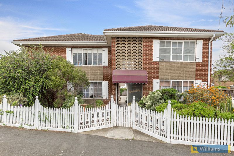 2 bedrooms Apartment / Unit / Flat in 8/14 Stevedore Street WILLIAMSTOWN VIC, 3016