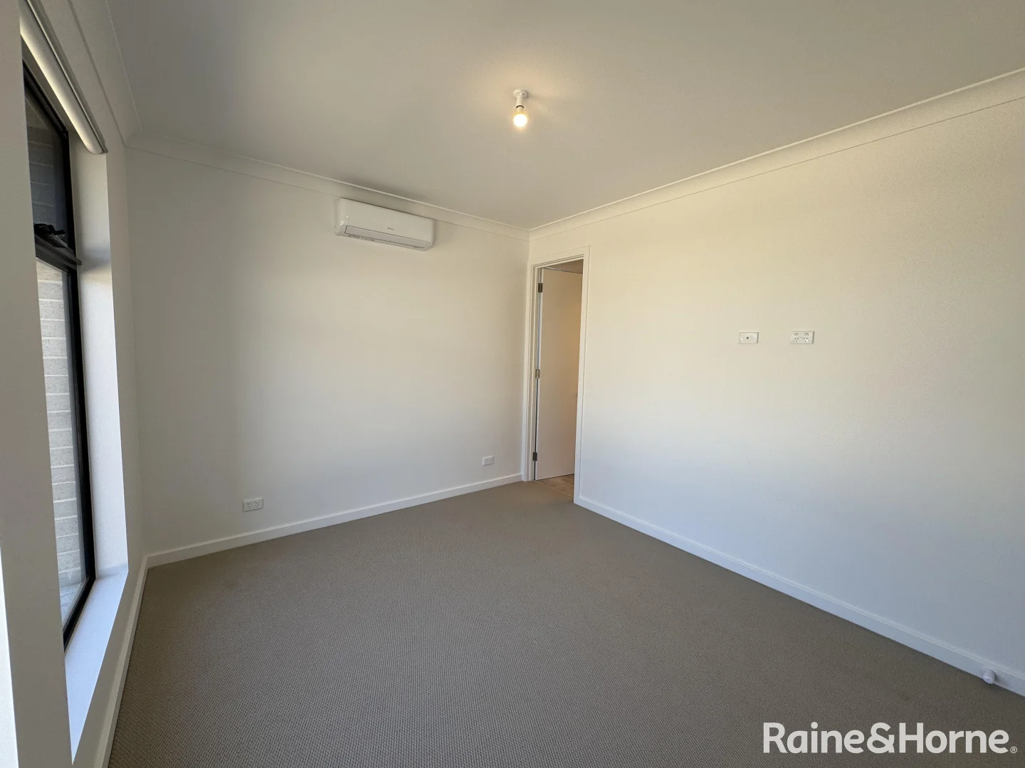 Additional image 3 of 4/32 Hollow Drive, Andrews Farm SA 5114