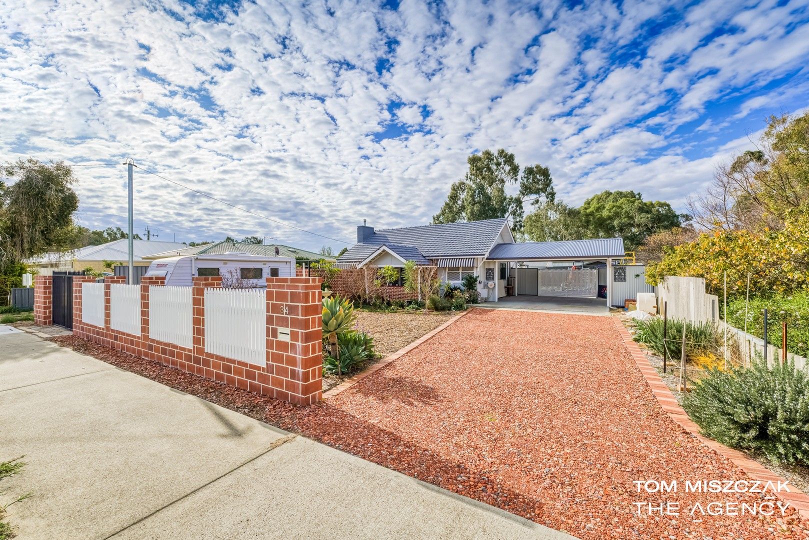 2 bedrooms House in 34 Bromley Street BECKENHAM WA, 6107