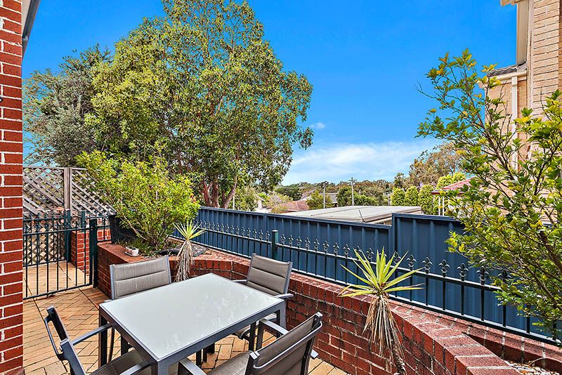 2/10 Toms Lane, Engadine NSW 2233, Image 0