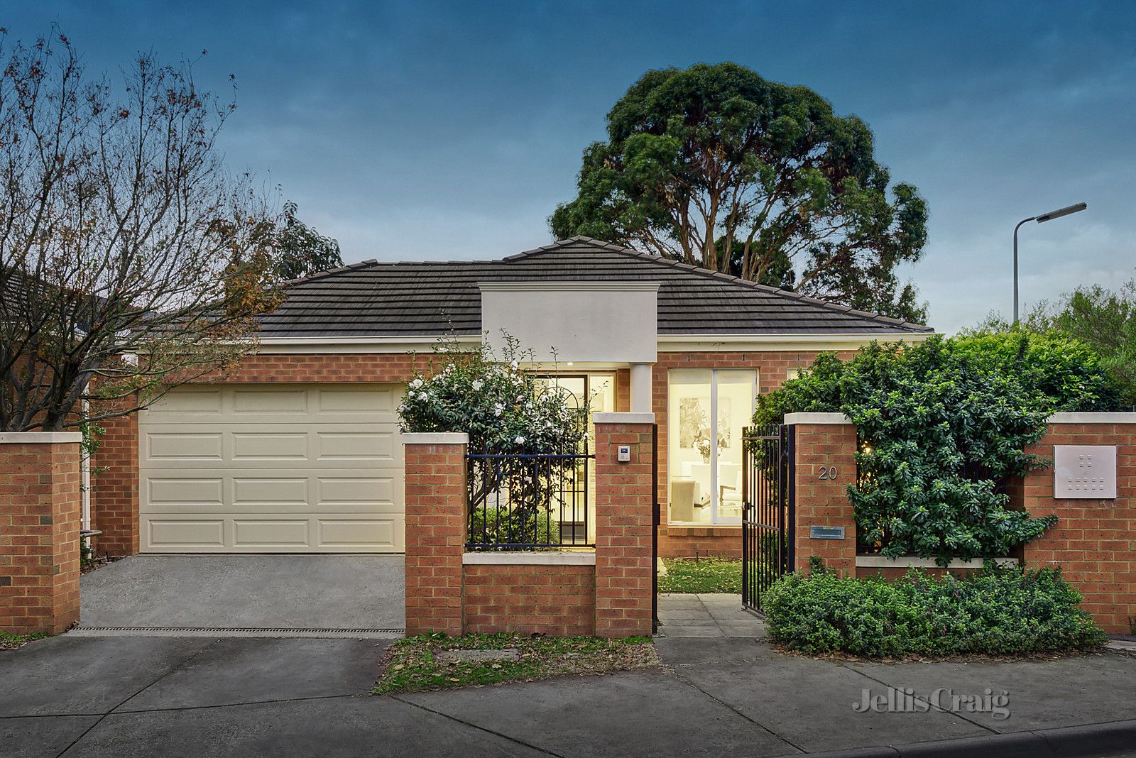 20 Victoria Road South, Malvern VIC 3144, Image 0