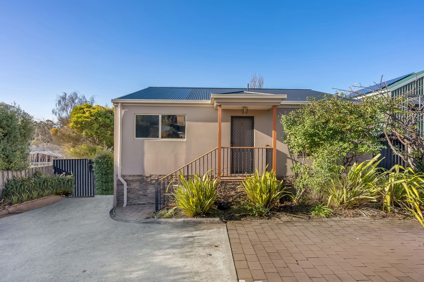 1/7B Tavistock Road, Austins Ferry Property History & Address