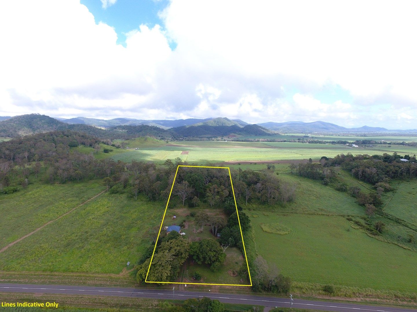 633 West Plane Creek, Sarina QLD 4737, Image 0