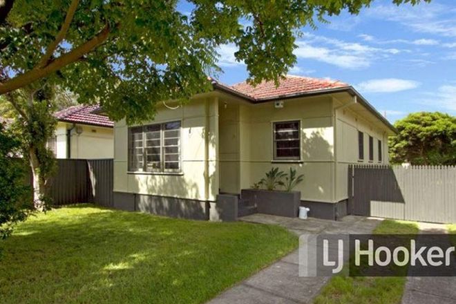 Picture of 8 Gregory Place, HARRIS PARK NSW 2150